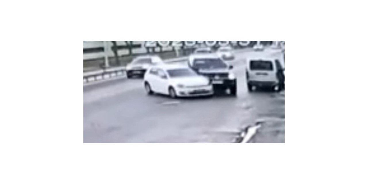 Batman’da trafik kazası güvenlik kamerasına yansıdı