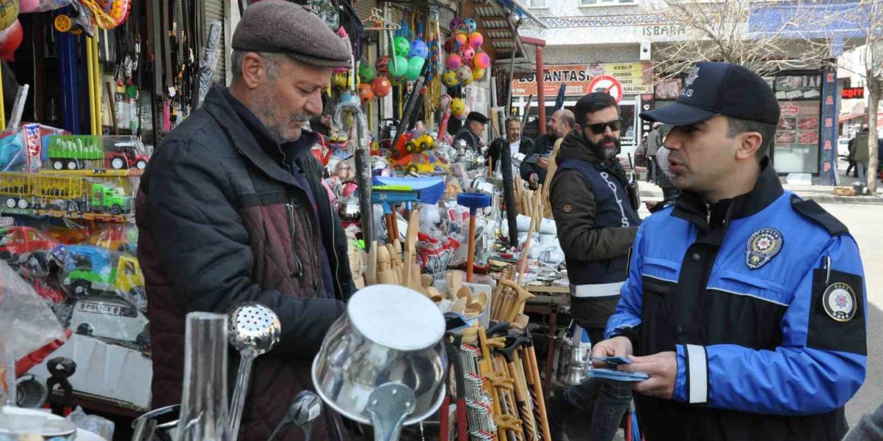 Kars polisi vatandaşları dolandırıcılara karşı uyardı