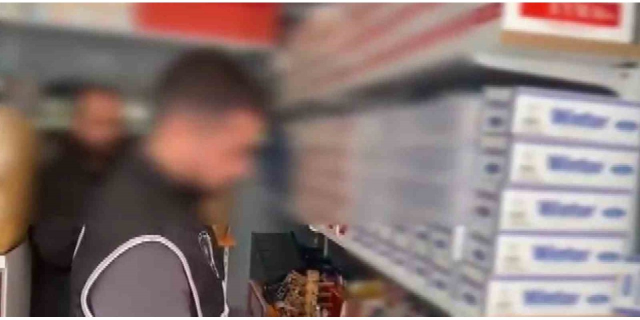 Gaziantep’te 121 bin adet kaçak makaron ele geçirildi