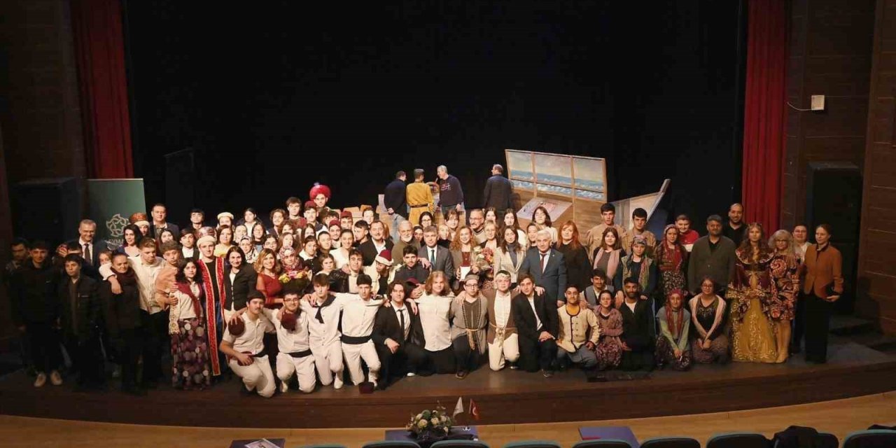 Şanlı Tarihini Sahneye Taşı Liselerarası Tiyatro Yarışması sonuçlandı