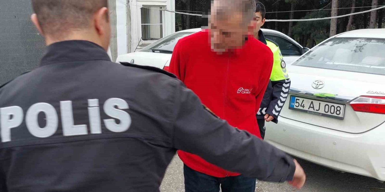 Karısını bıçakla ağır yaralayan koca tutuklandı