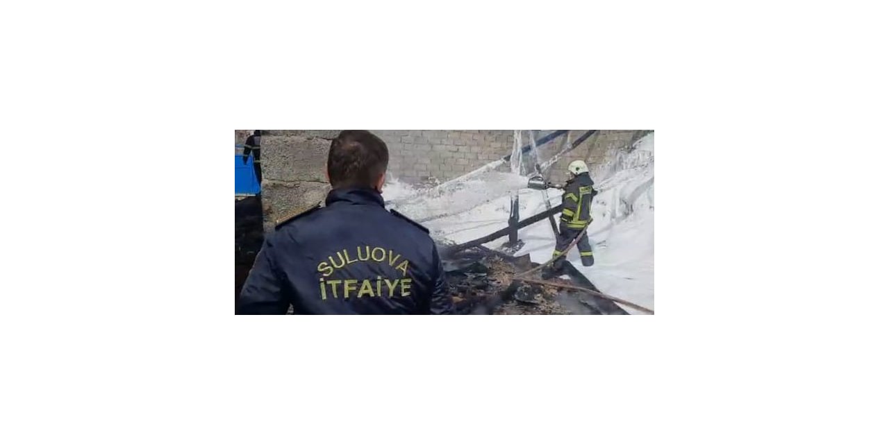 Suluova’da samanlıkta çıkan yangında 10 ton saman kül oldu