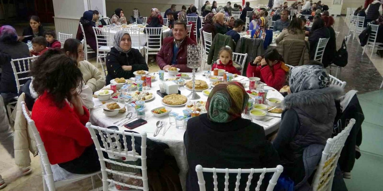Yozgat’ta 550 vatandaş vakıf sofrasında buluştu
