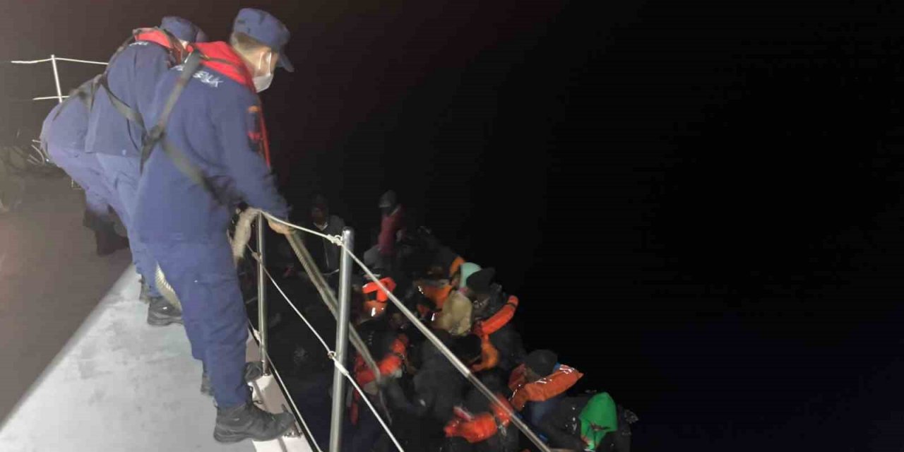 Muğla’da 47 düzensiz göçmen kurtarıldı