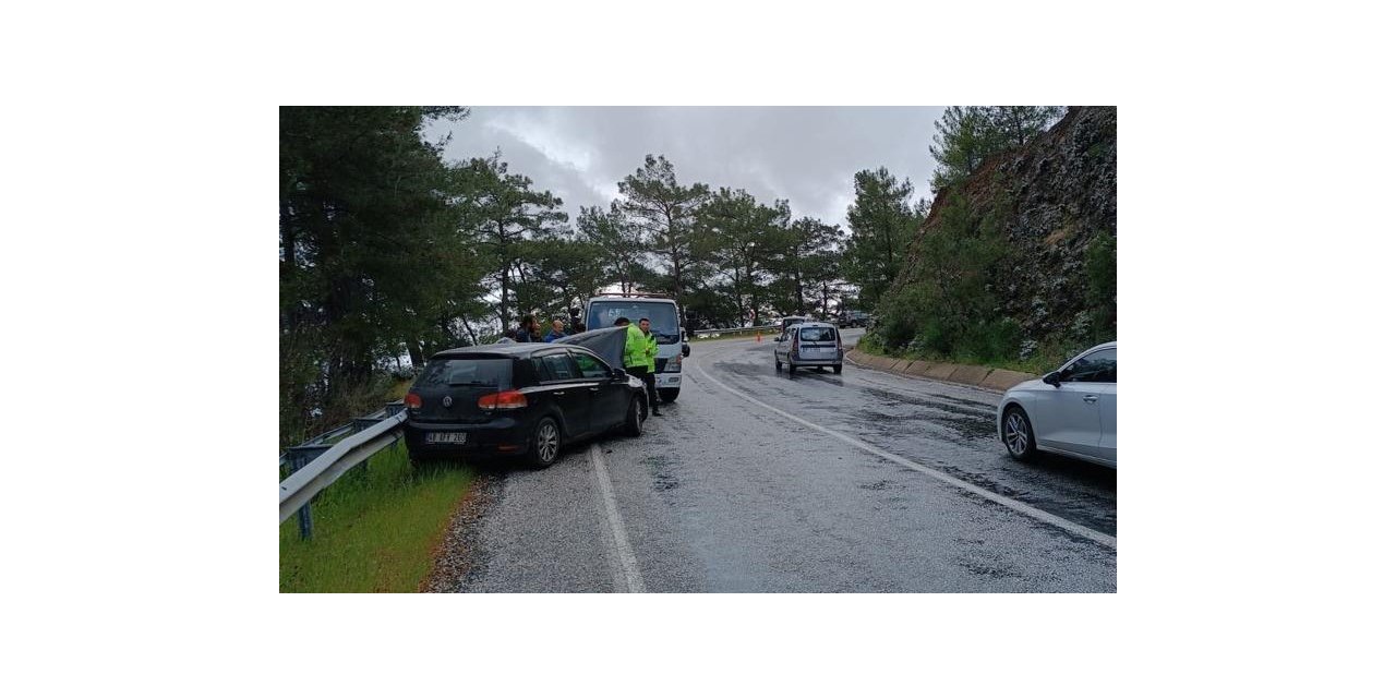 Marmaris’te yağış kazaya neden oldu