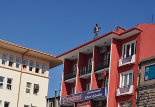 Bin lirayı alınca intihardan vazgeçti