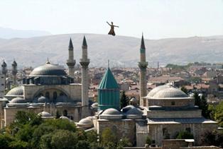 Konya'ya dev sema heykeli