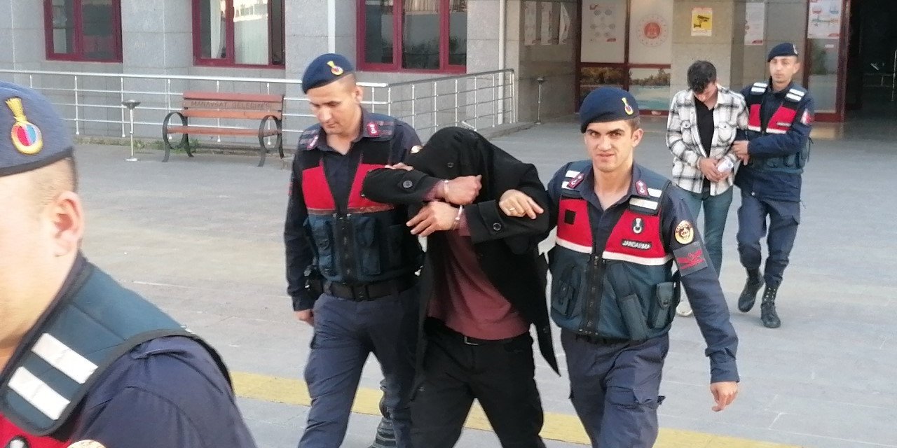 Azılı mazot hırsızları jandarmadan kaçamadı