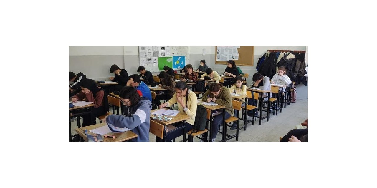 Gediz’de ’Akademik Başarıyı İzleme’ programı sınavları