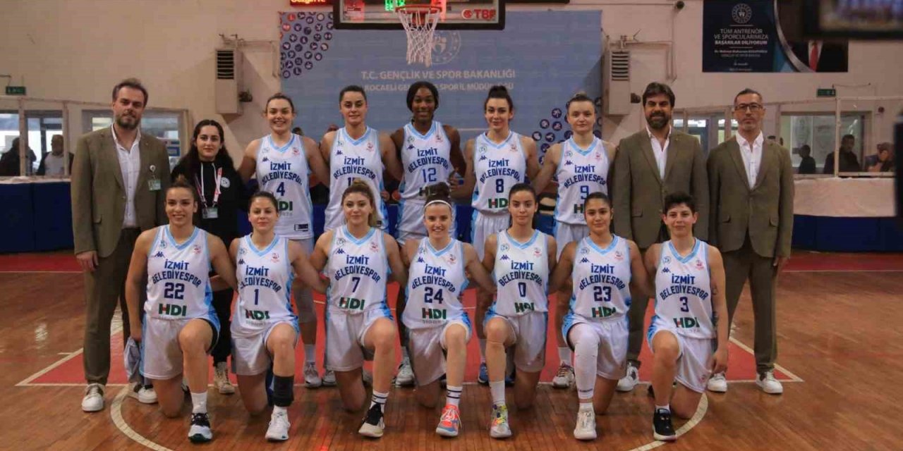 İzmit Belediyespor’dan hakem açıklaması