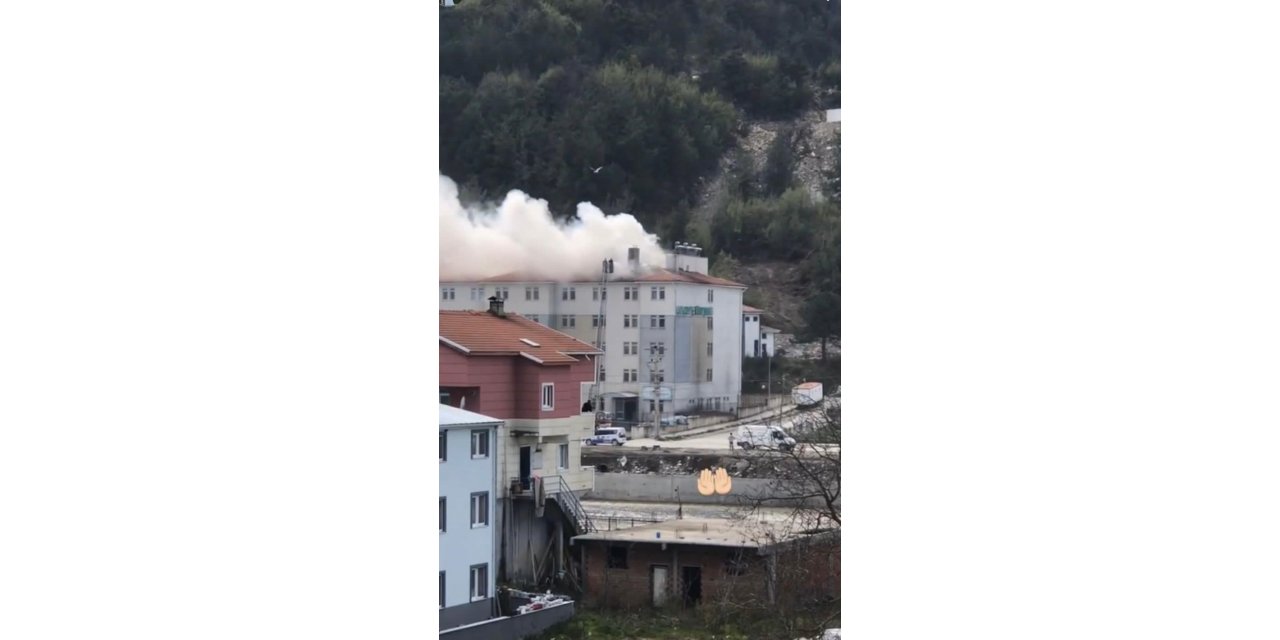 Öğretmenevinde korkutan yangın