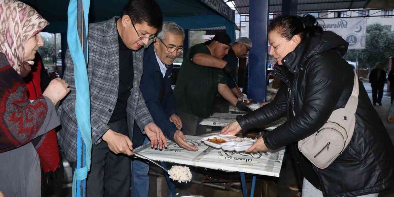 Nazilli aynı sofrada buluşmaya devam ediyor