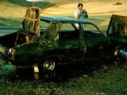 LPG'li araç tamamen yandı