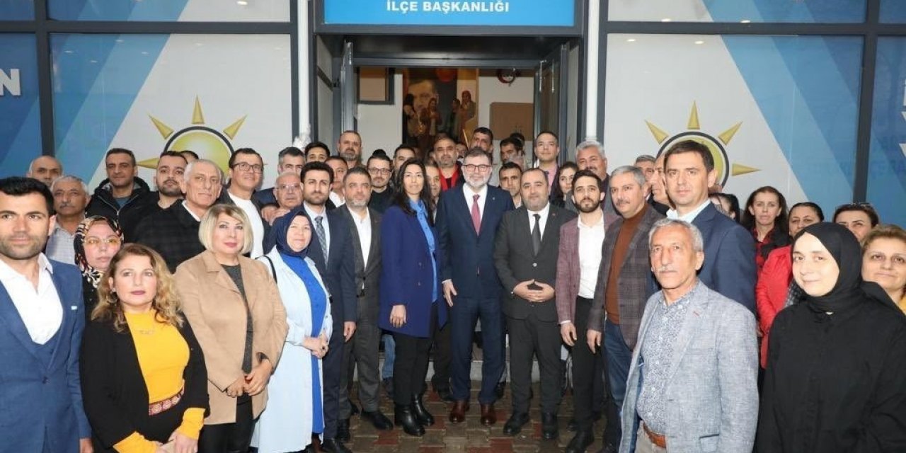 Bayraklı’da Başkan Saygılı’ya coşkulu karşılama