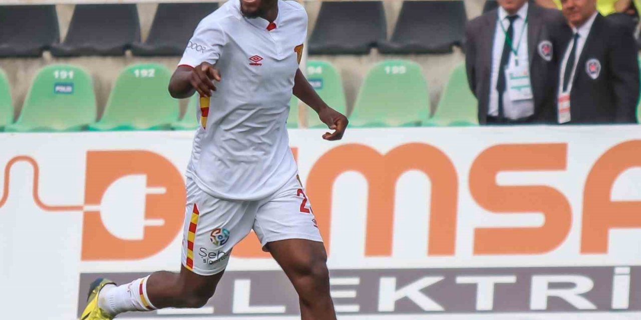 Göztepeli Mamah, ilk sezonunda tam not aldı