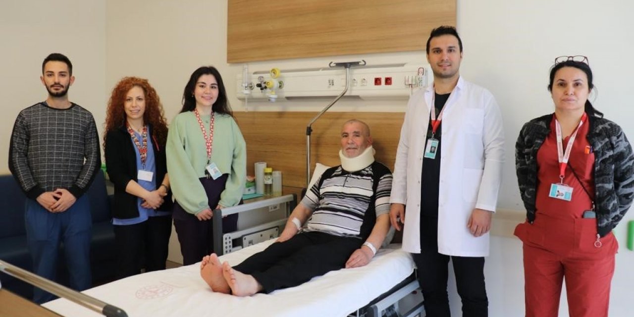 3 yıldır süren rahatsızlık Eskişehir Şehir Hastanesi’nde 6 saatte giderildi