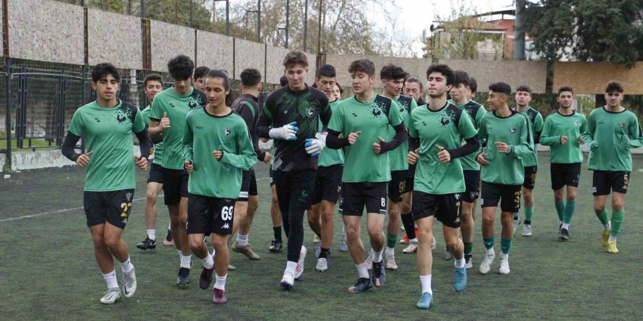 Denizlispor, Sarıyer maçı hazırlıklarını sürdürüyor