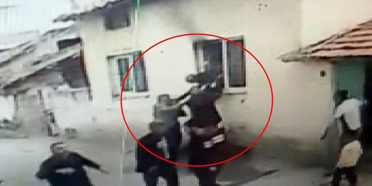 Uykuda yangına yakalanan yaşlı adamı alevlerin arasından kurtardılar