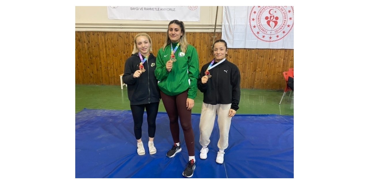 Rakiplerine şans vermediler