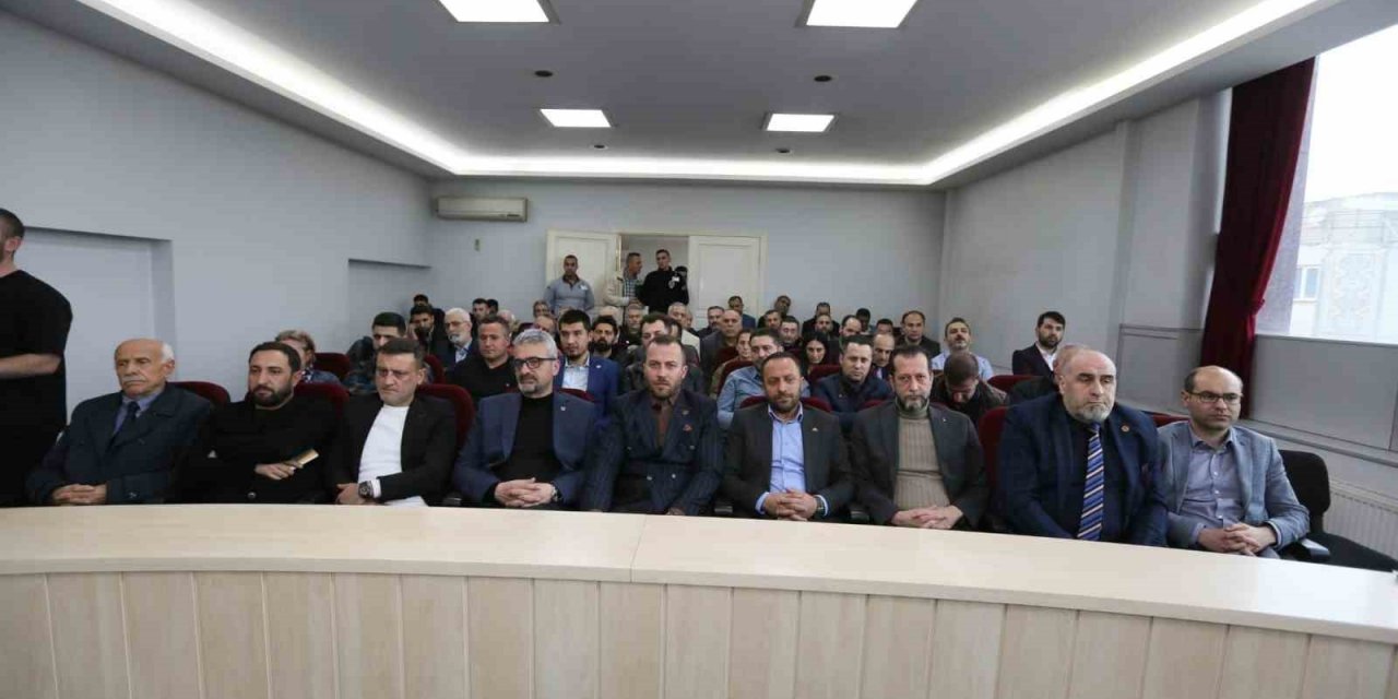 Derince’de encümen ve komisyon üyeleri belli oldu