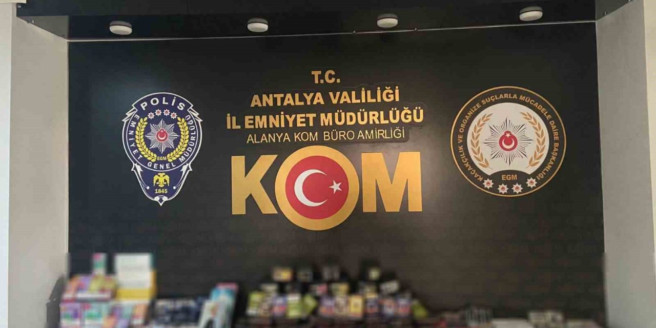 Alanya’da kaçakçılık operasyonlarında 8 gözaltı