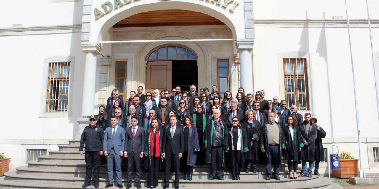 Sinop’ta 5 Nisan Avukatlar Günü kutlaması