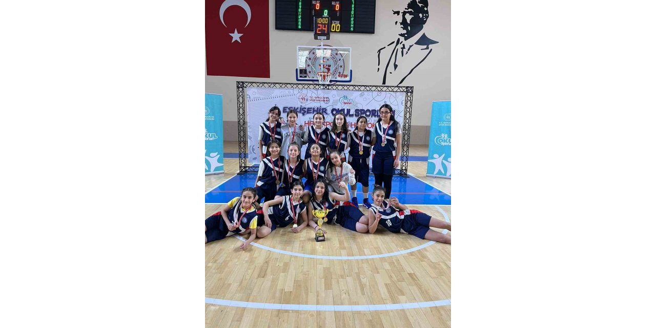 Özel okullar arasından mahalle okulu il birincisi oldu