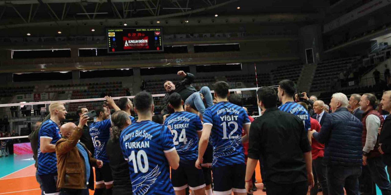 Alanya Belediyespor’dan tarihi başarı