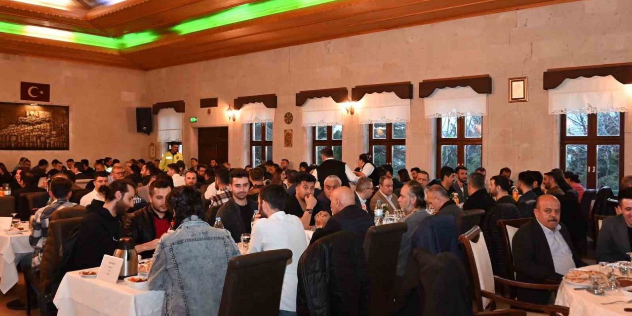 İl Protokolü emniyet teşkilatıyla iftar yaptı