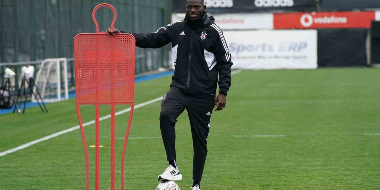 Omar Colley: "Hedefimiz sezon sonunda ligi Avrupa’ya katılabilecek pozisyonda bitirebilmek"