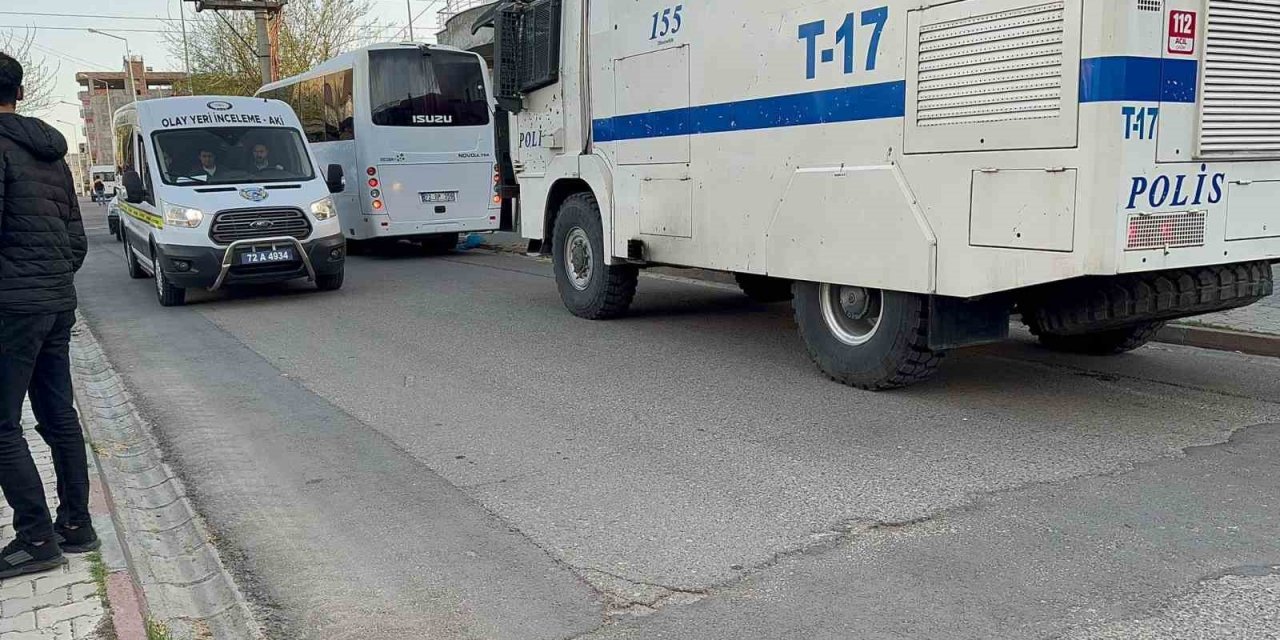 Batman’da iftar saatinde iki aile arasında taşlı sopalı kavga: 5 yaralı