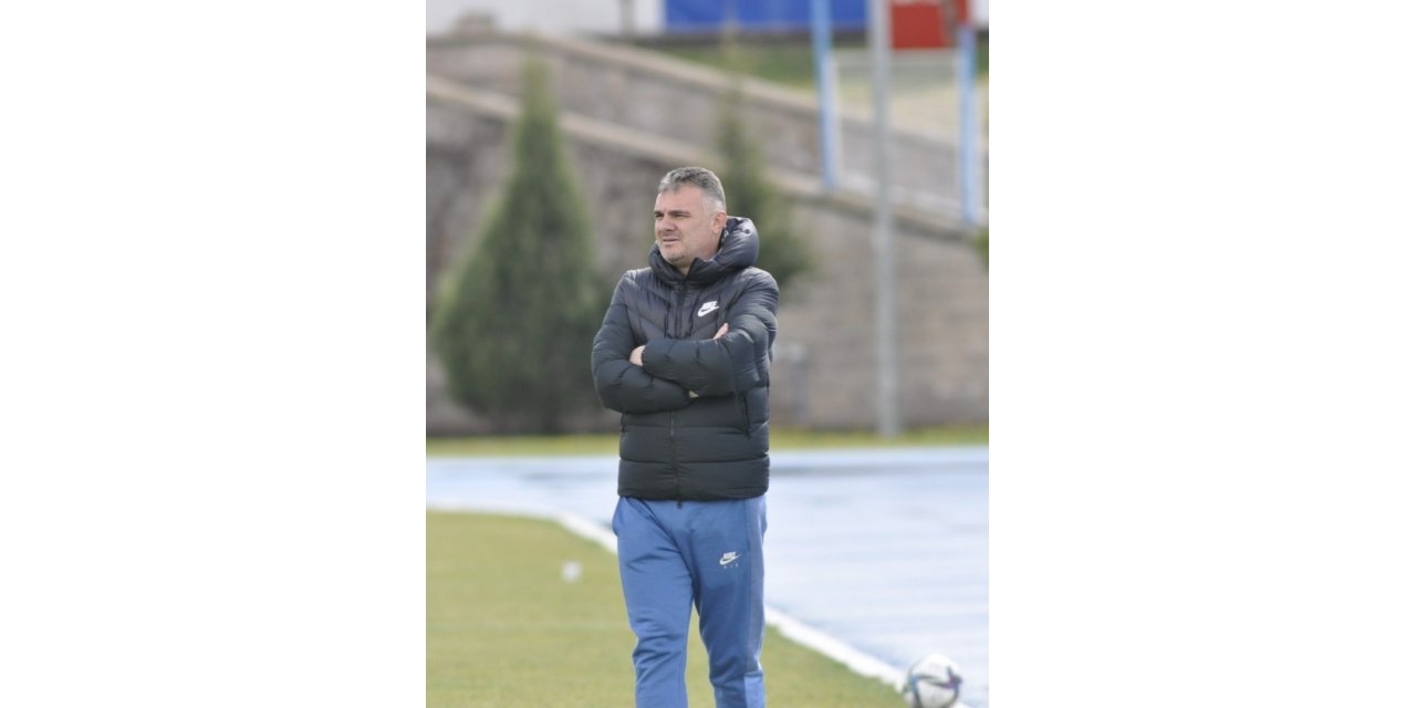 Talasgücü Belediyespor Antrenörü Halil Aslan: "Bu gruptan çıkacağız"