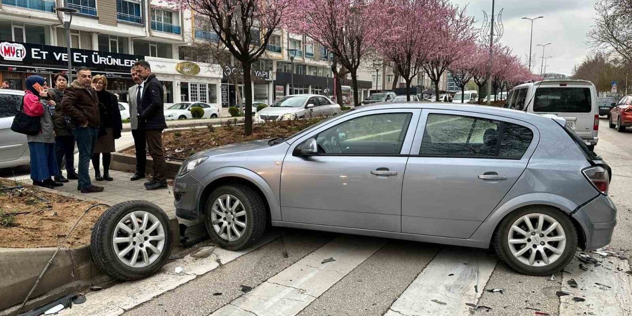 Kastamonu’da 3 araç çarpıştı: 1 yaralı