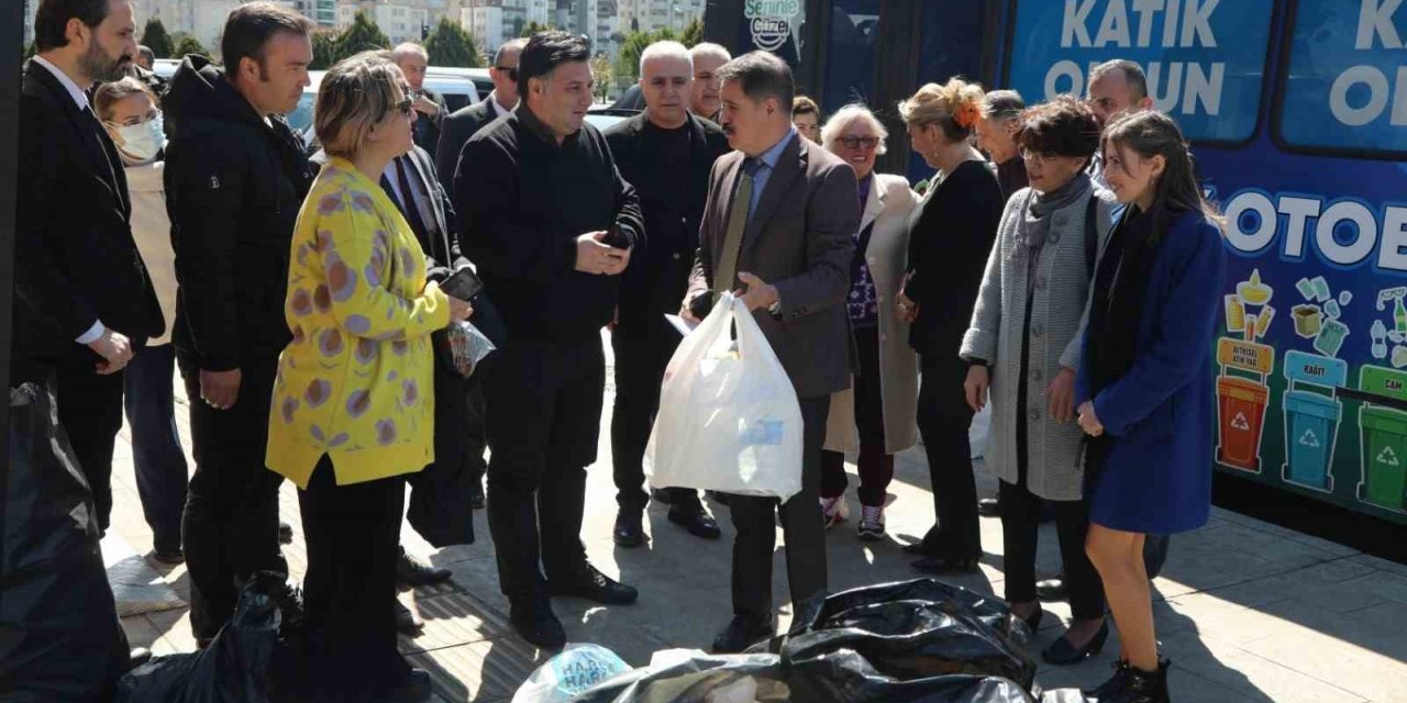 Geri dönüşüme 20 ton atık