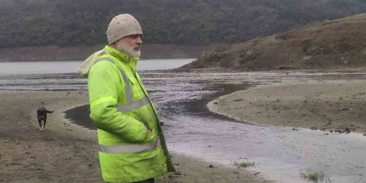 Sultangazi’de İSKİ’nin patlattığı borudaki lağım suyu günlerdir Alibey Barajı’na akıyor