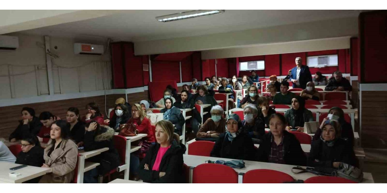 Burhaniye’de kadınlar Meme Kanseri konusunda uyarıldı