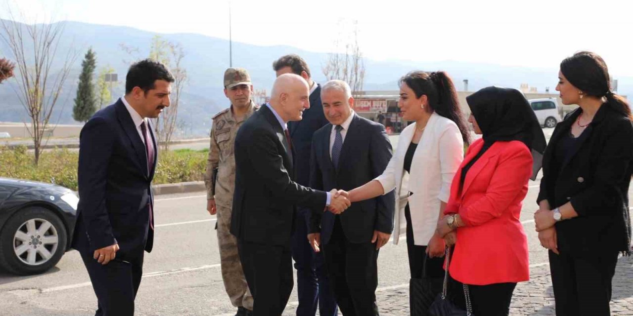 İçişleri Bakan Yardımcısı Erdil, Batman’da çeşitli temaslarda bulundu
