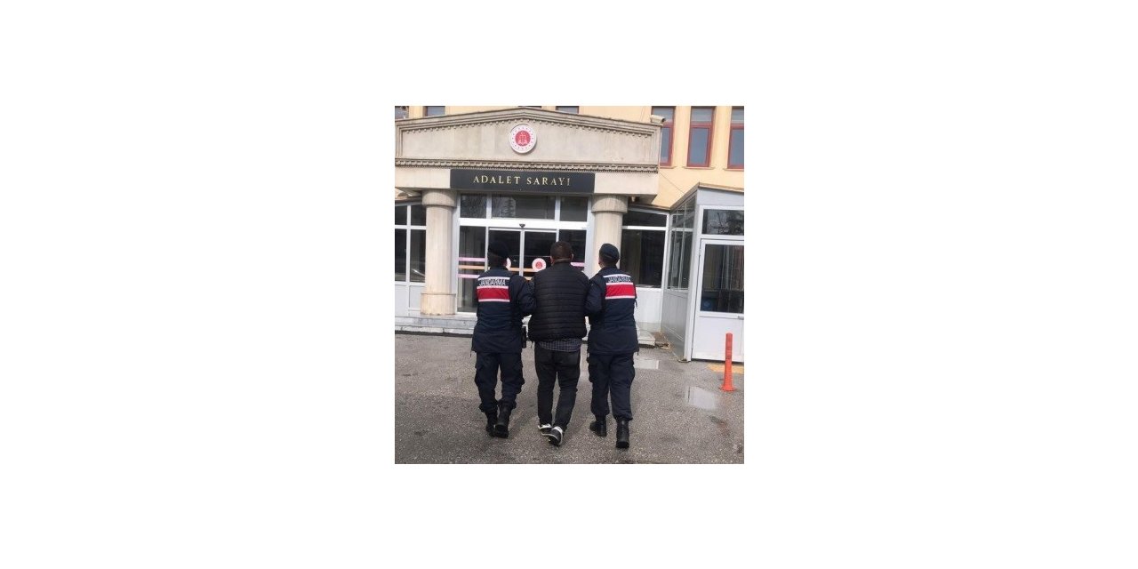 Jandarmayı görünce kaçmaya çalışsa da yakalanmaktan kurtulamadı