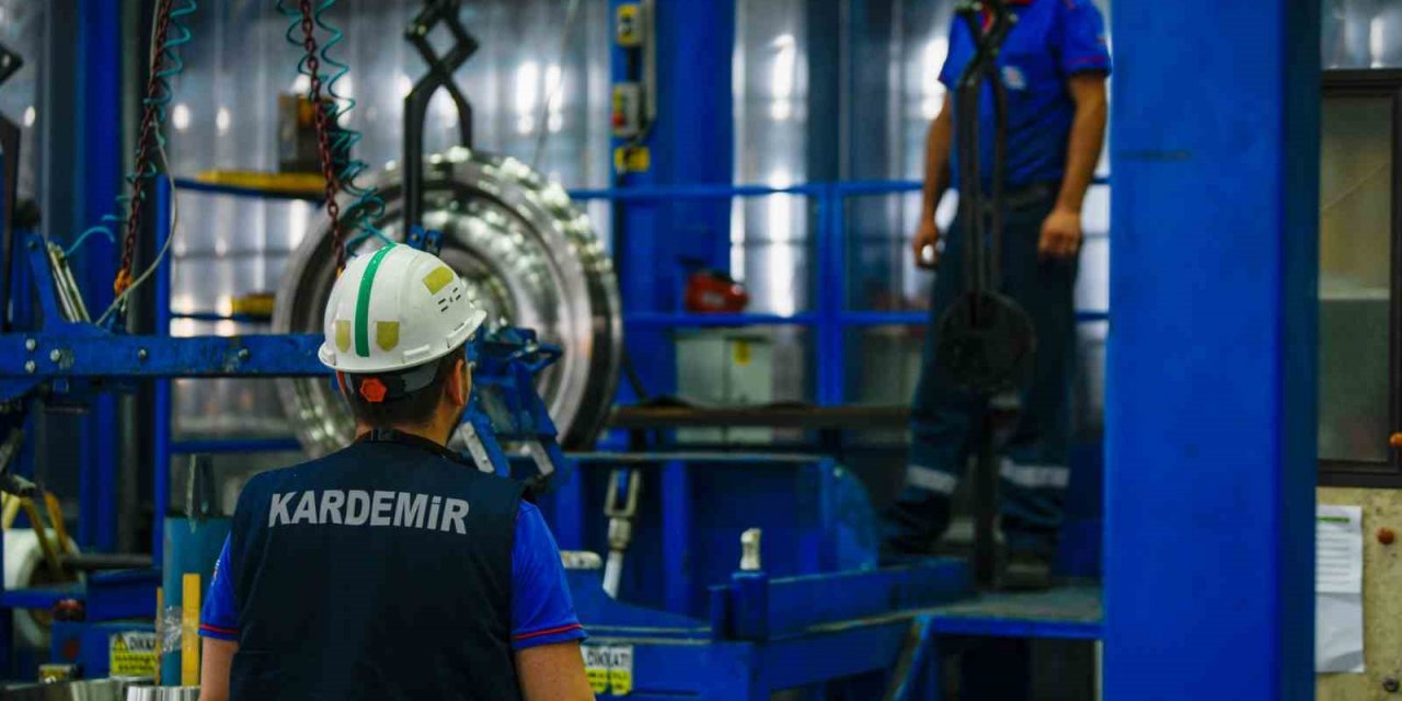 KARDEMİR çalışanlarından deprem bölgesine 18 milyon TL bağış