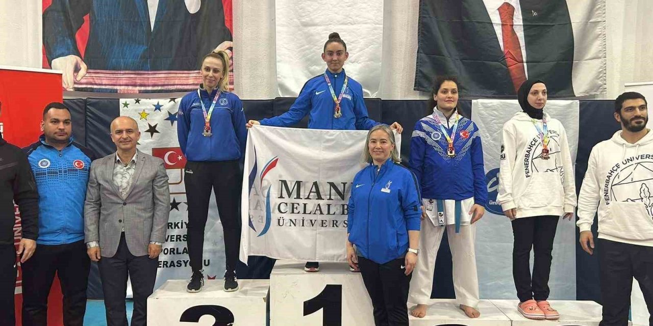Manisalı karateci Üniversitelerarası Türkiye şampiyonu oldu