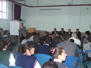 Kulu'da öğrenciler meclis başkanını seçti