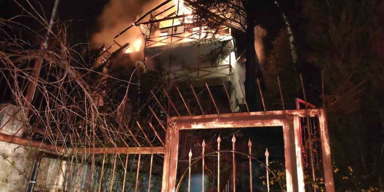 Bartın’da yangın: Yaşlı çift hayatını kaybetti