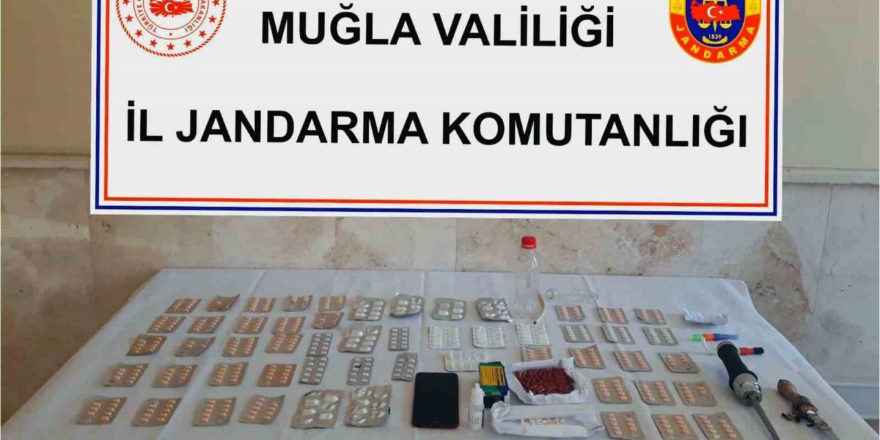 Jandarmadan Milas kent merkezinde uyuşturucu operasyonu