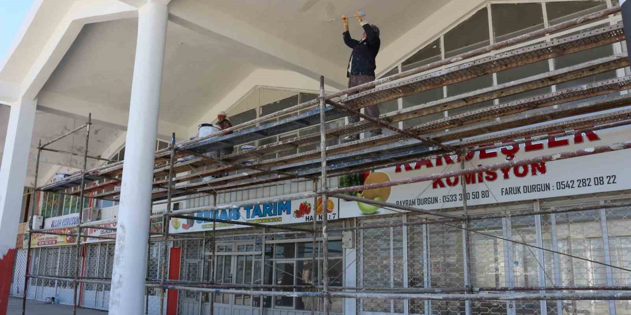 Büyükşehir’den Serik Çandır Toptancı Hali’ne modern dokunuşlar