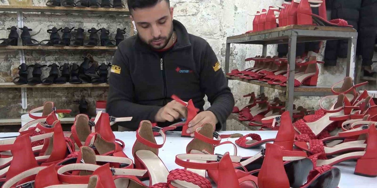 Türkiye’de ikinci sırada, günde 30 bin çift ayakkabı üretiliyor