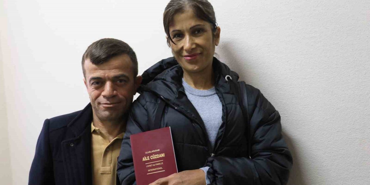 Depremzede çift Marmaris’te evlendi