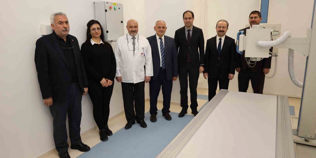 Yahyalı Belediyesi’den Devlet Hastanesi’ne yeni röntgen cihazı