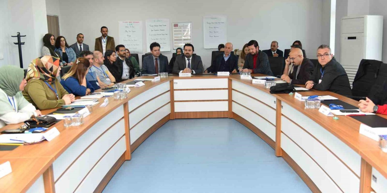 Van’da ‘Yenidoğan canlandırma programı eğitici eğitimi’ gerçekleştirildi