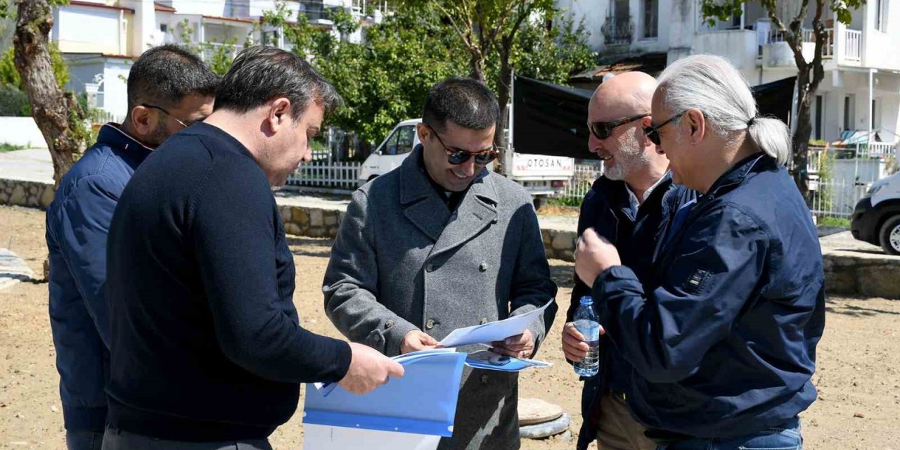 Kuşadası’nda park ve kavşakları heykeller süsleyecek