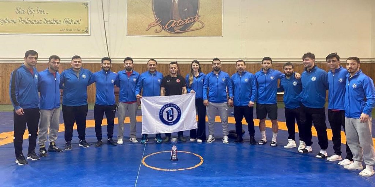 BARÜ, grekoromen stilde takım halinde Türkiye ikincisi oldu